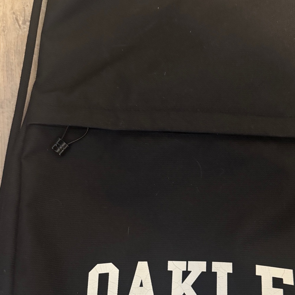 Oakley Black Drawstring Backpack - Picture 4 of 4